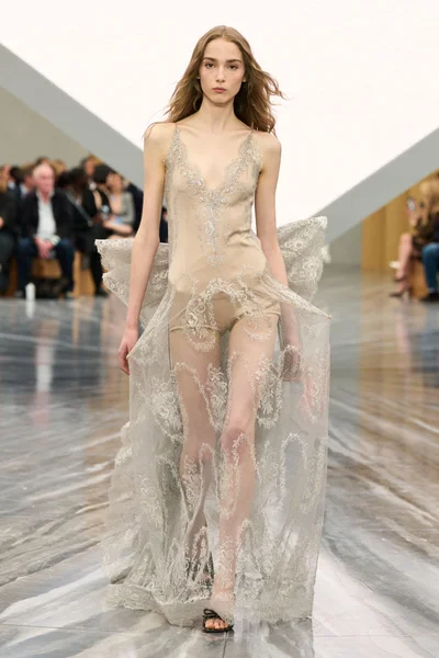 Look 6